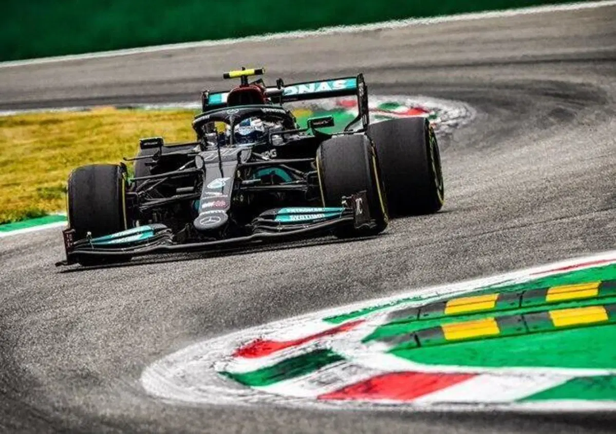 F1, Bottas: "Ho fatto un bel giro"
