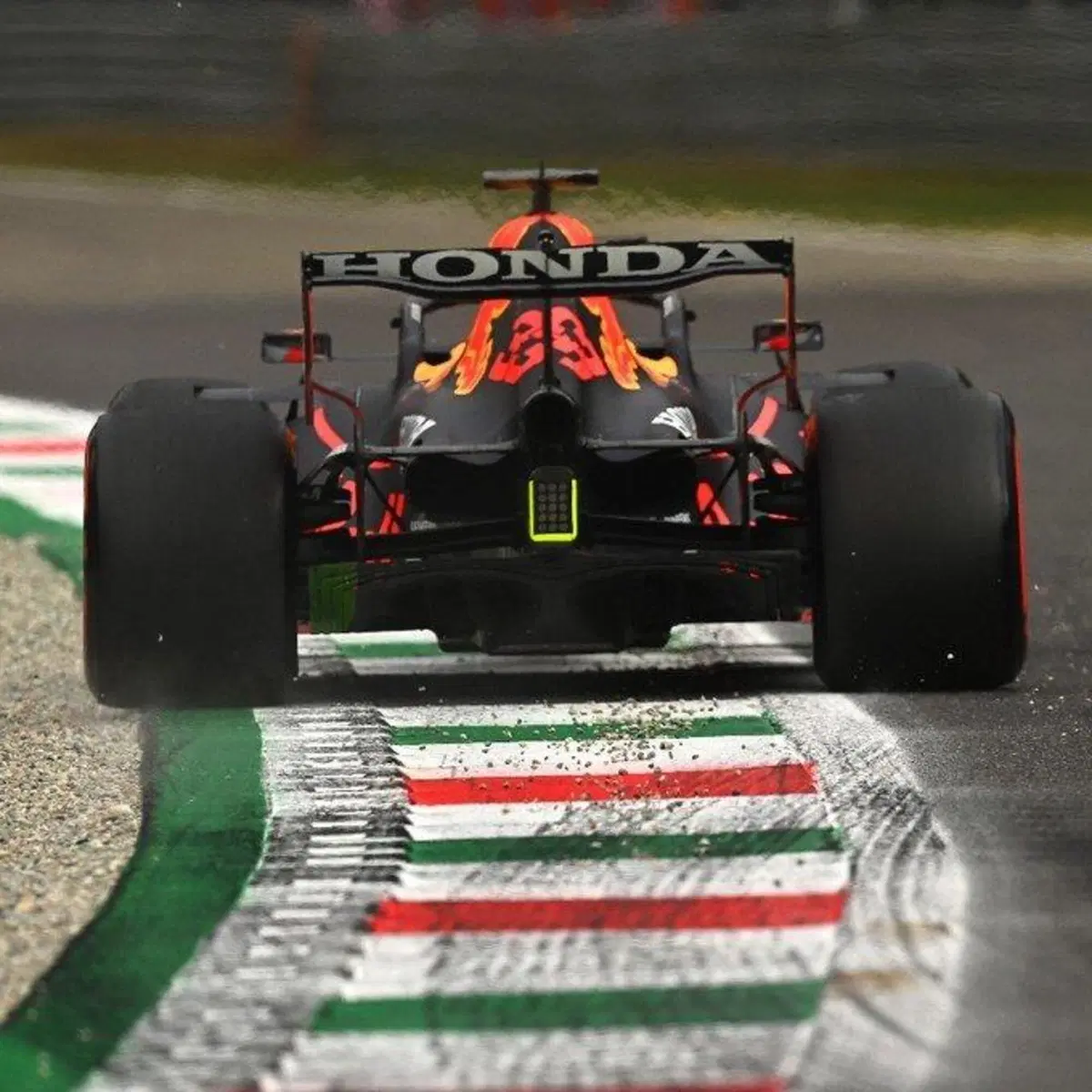 F1, GP Italia 2021: pole per Bottas (30)