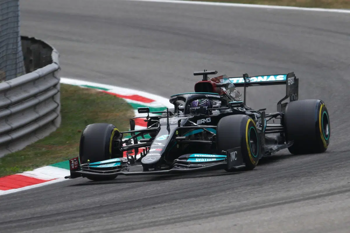 F1, GP Italia 2021: pole per Bottas (44)