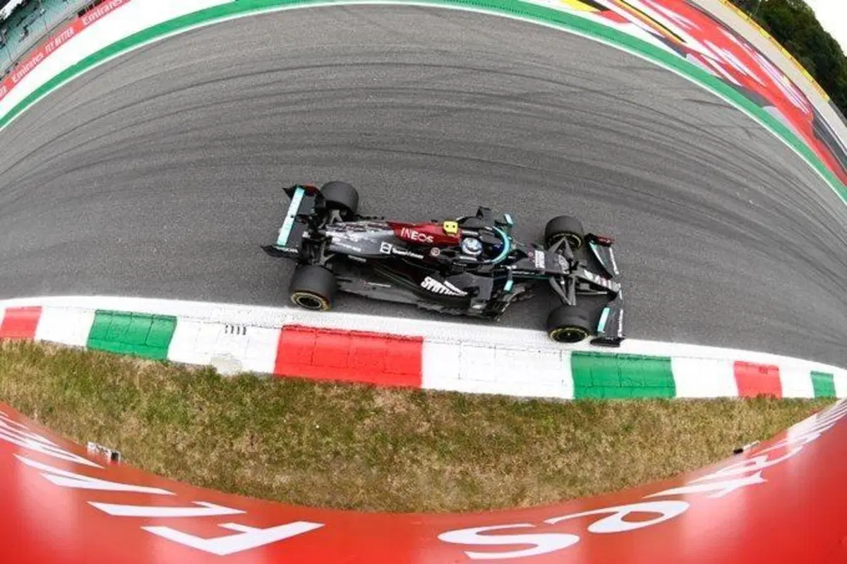 F1, GP Italia 2021: pole per Bottas (49)