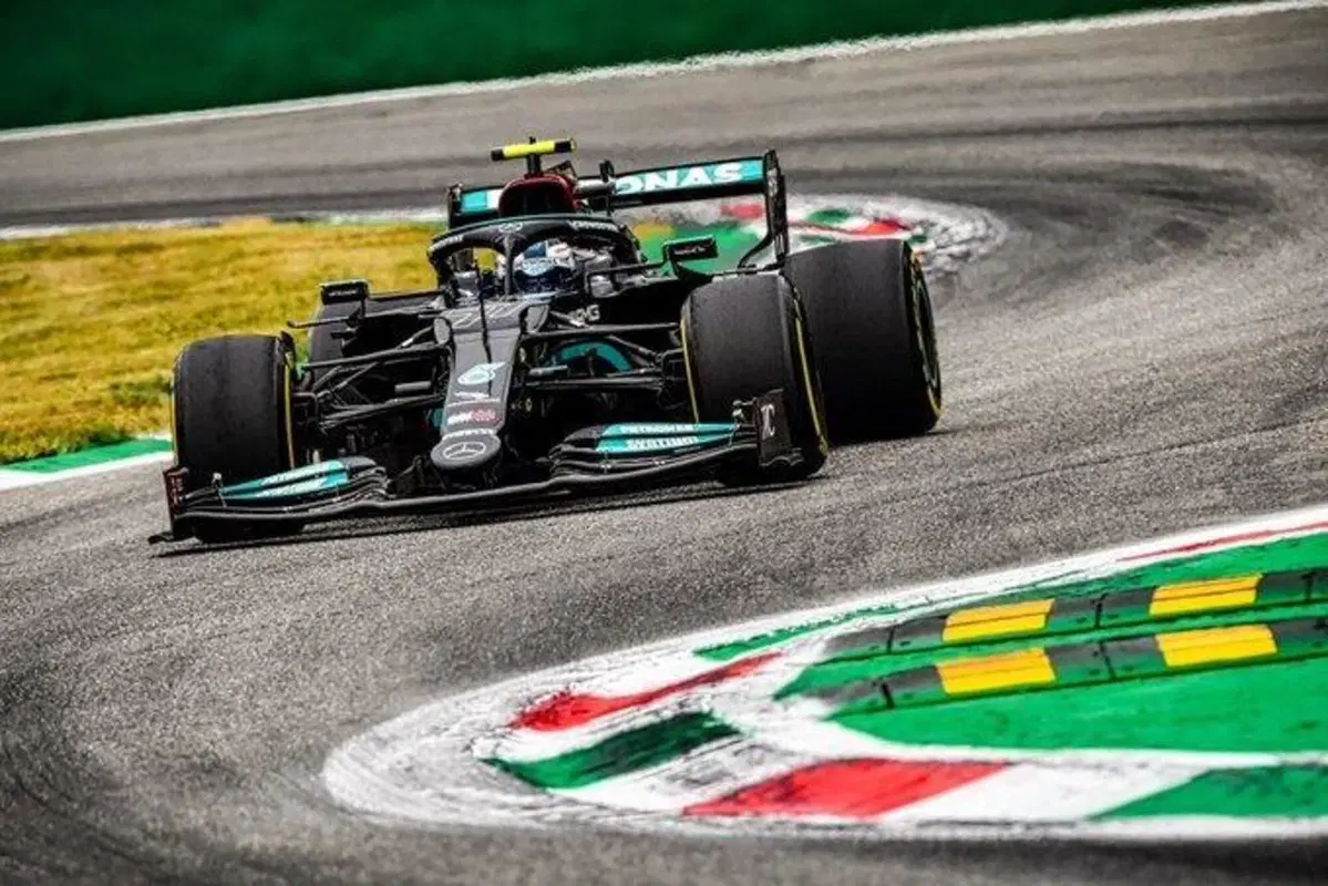 F1, GP Italia 2021: pole per Bottas (66)