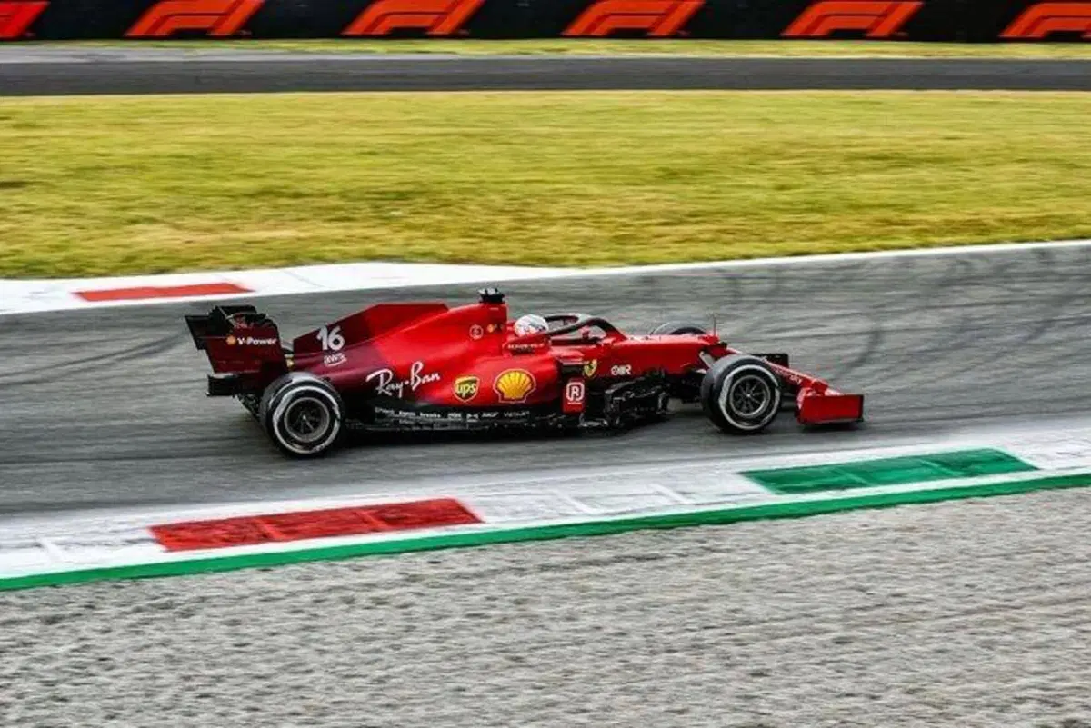F1, GP Italia 2021: pole per Bottas (73)