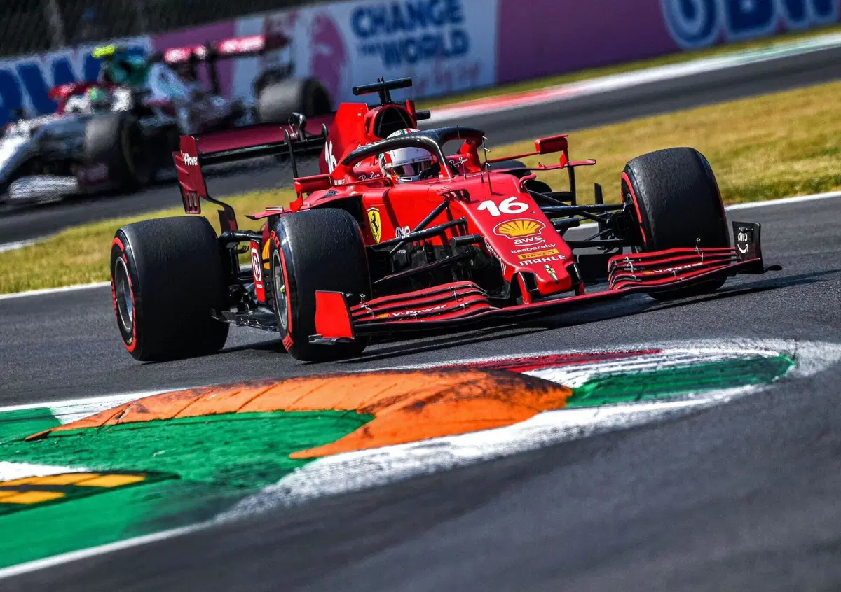 F1, Leclerc: "Possiamo mettere pressione alle McLaren"