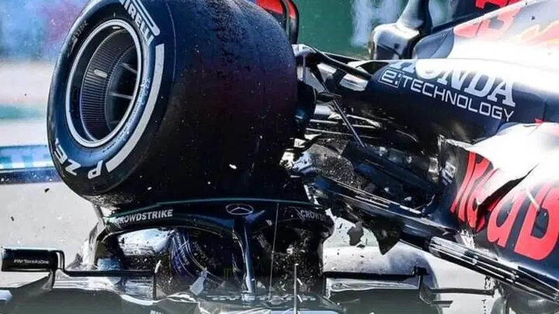 F1, GP Italia 2021: Verstappen penalizzato di tre posizioni in Russia per l'incidente con Hamilton