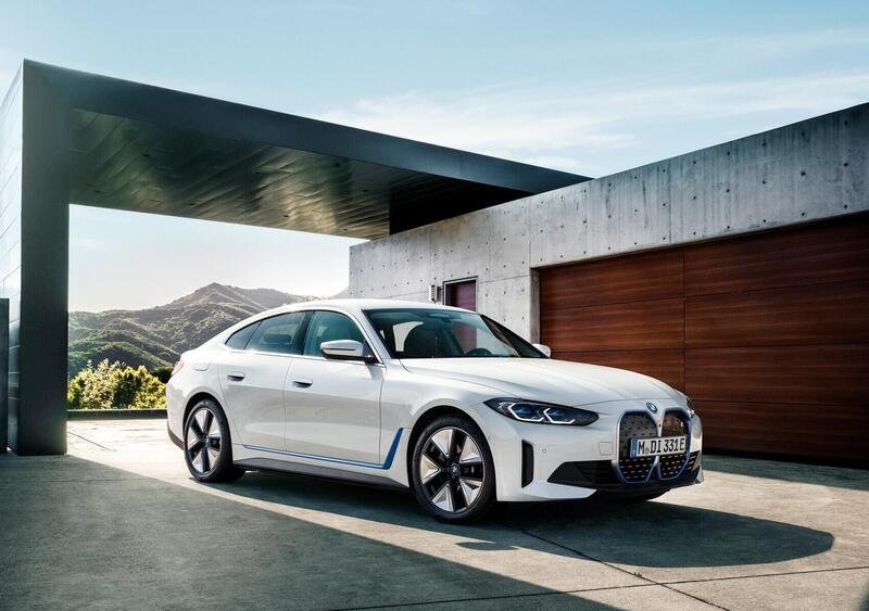 BMW i4 (2021-->>)