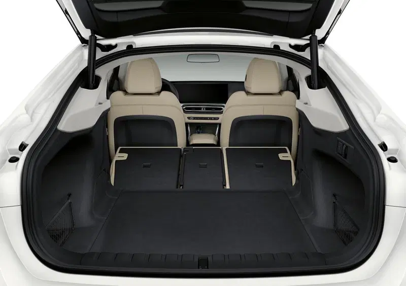 BMW i4 (31)