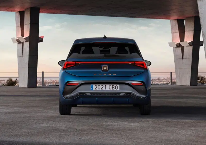 Cupra Born (2021-->>) (5)