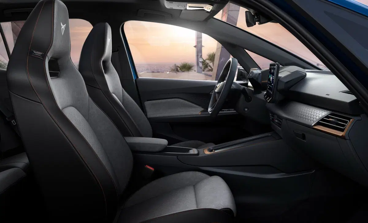Cupra Born Born e-Boost 58kWh 231CV (12)