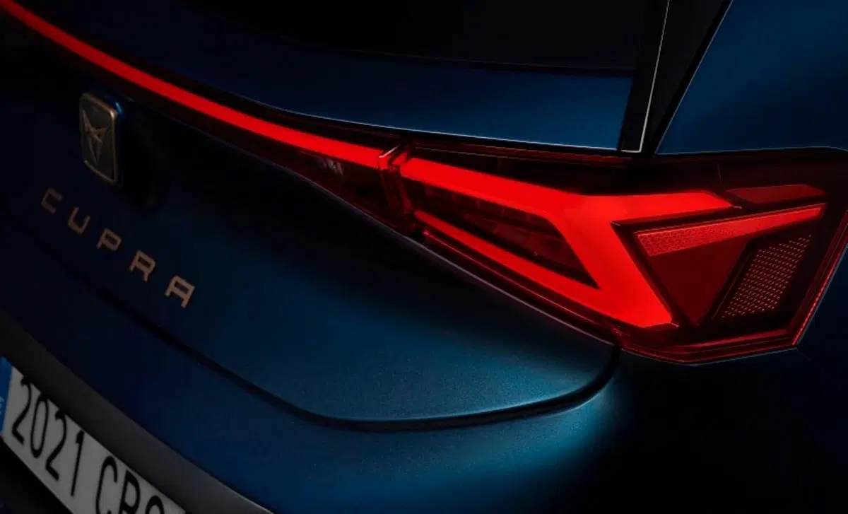 Cupra Born Born e-Boost 58kWh 231CV (17)