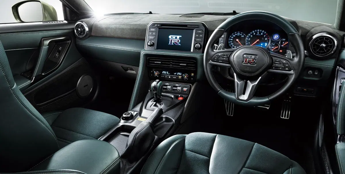 La nuova Nissan GT-R 2022 T-Spec Edition (10)