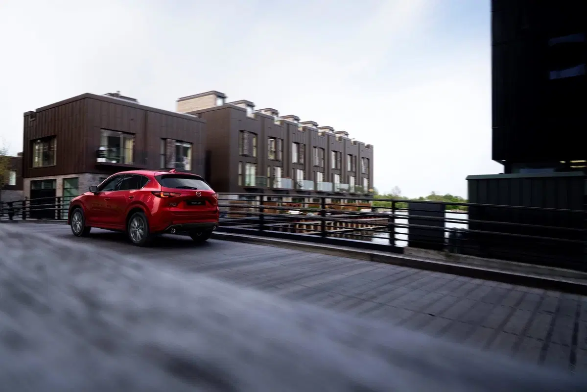 Mazda CX-5 debutta la versione restyling del 2022 (10)