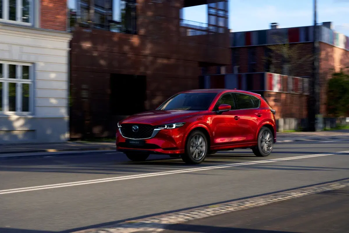 Mazda CX-5 debutta la versione restyling del 2022 (8)