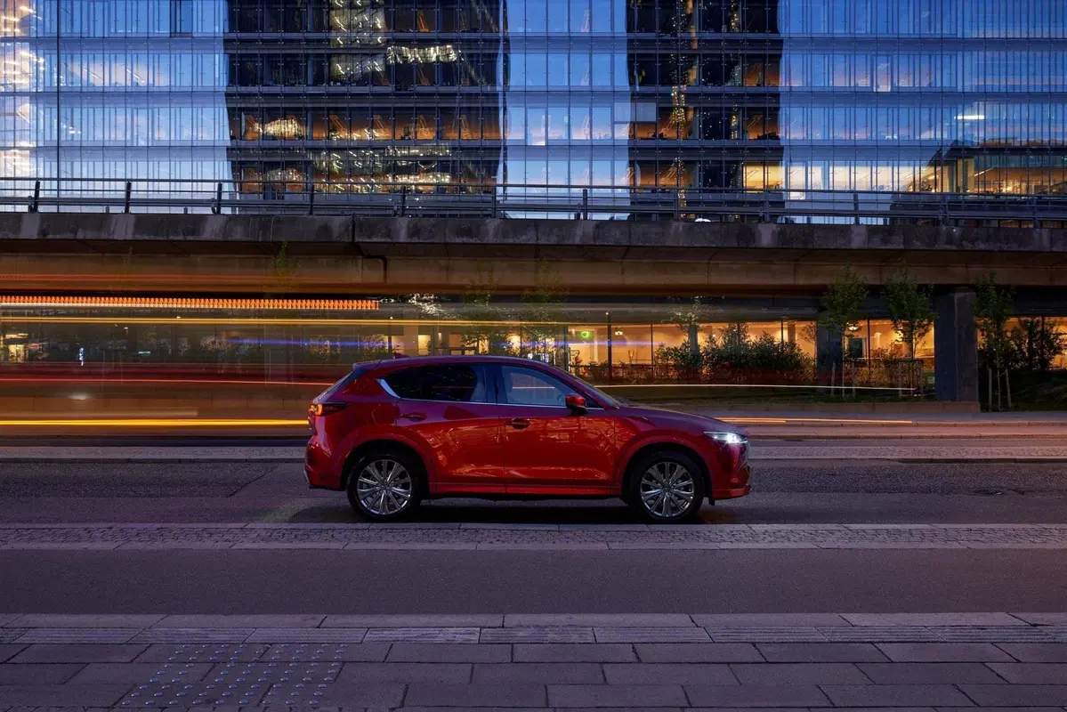 Mazda CX-5 debutta la versione restyling del 2022 (6)
