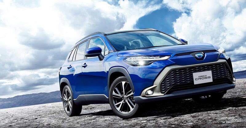 Una nuova veste per la Toyota Corolla Cross del 2022