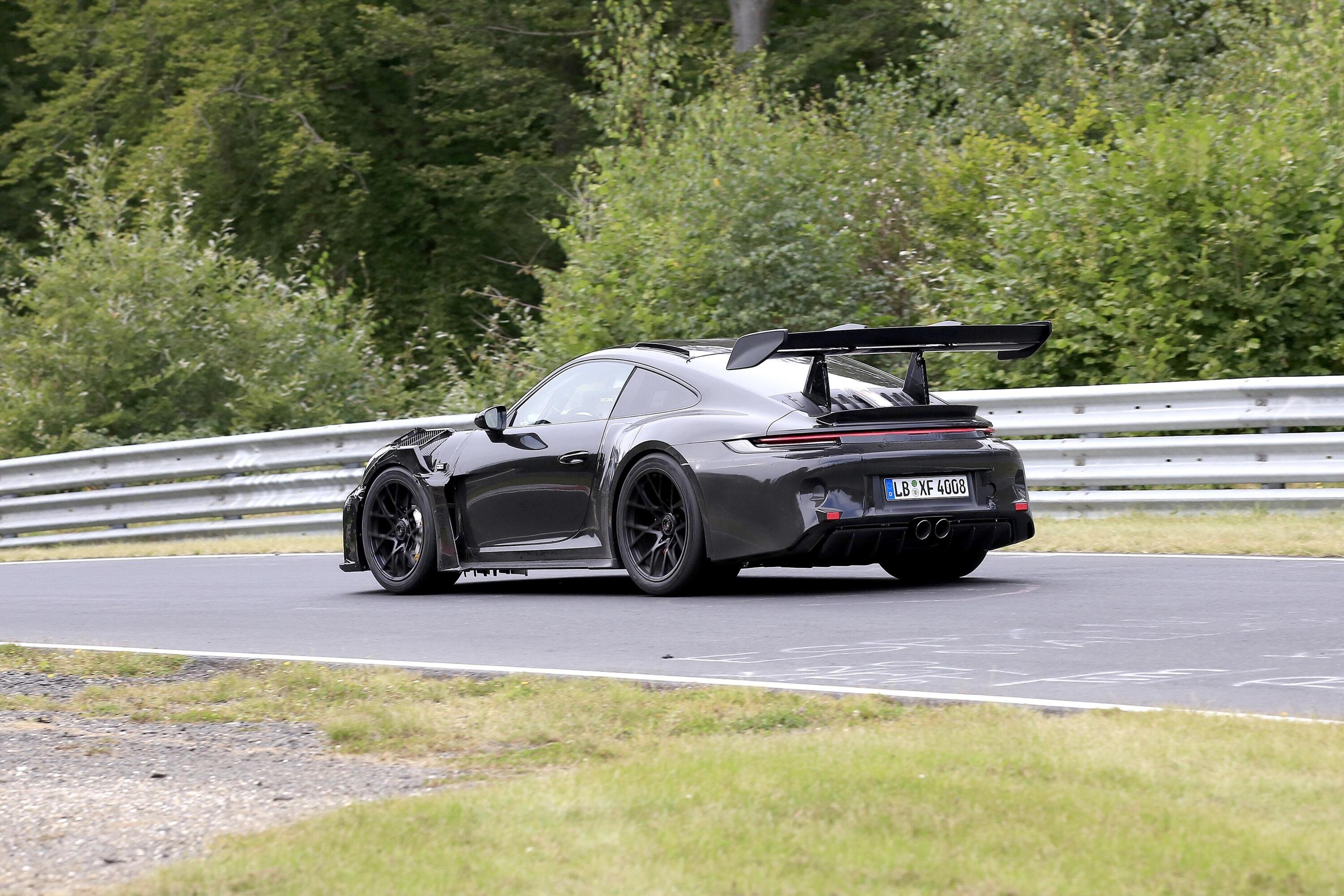 Porsche 911 GT3 RS, le foto spia al N&uuml;rburgring