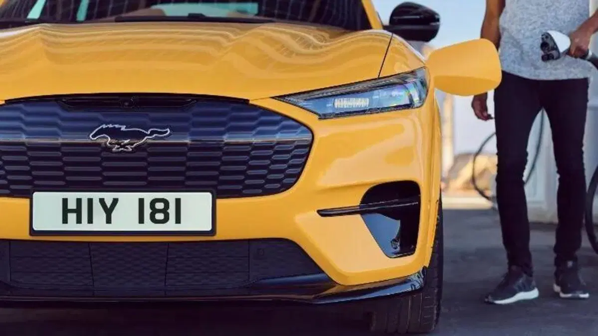 Mustang Mach-E GT, partono gli ordini online (9)