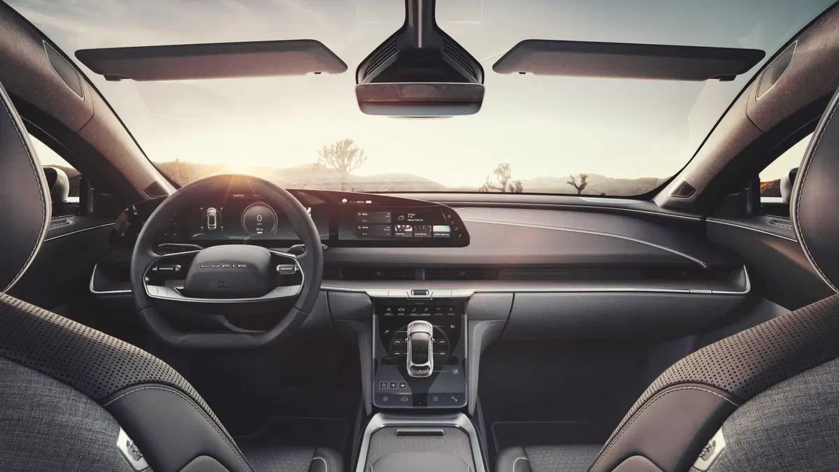 La rivale della Model S arriva dagli USA (10)