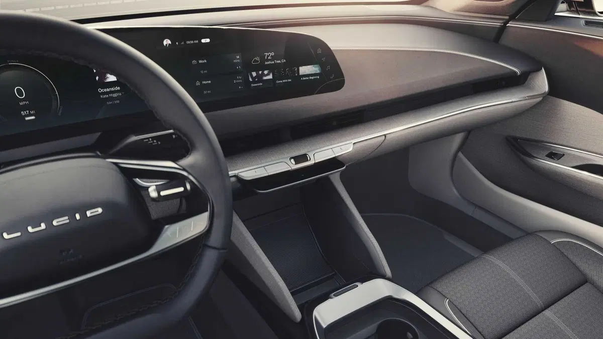 La rivale della Model S arriva dagli USA (11)