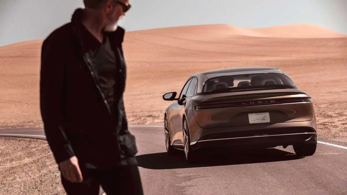 La rivale della Model S arriva dagli USA (7)