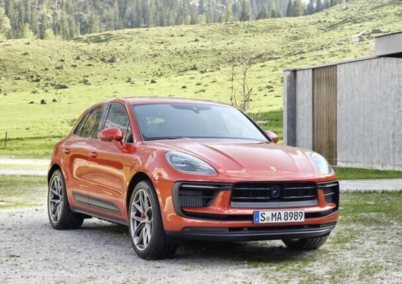 Porsche Macan, addio alle versioni endotermiche nel 2024