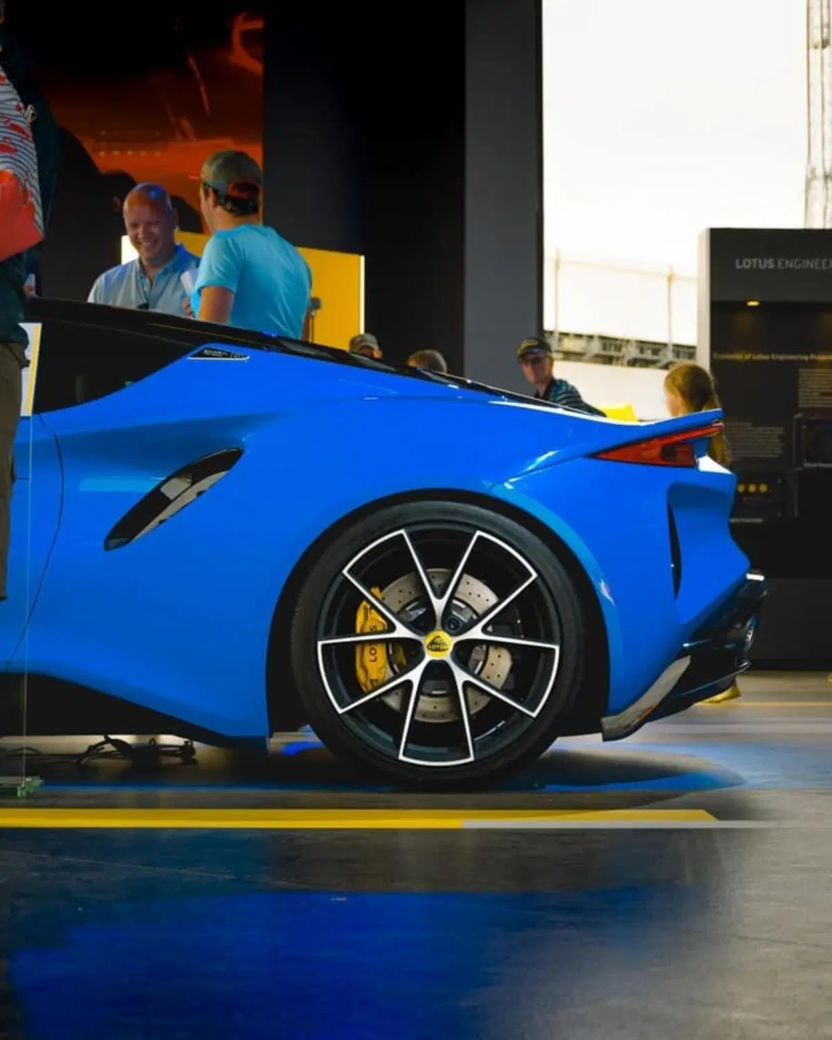 Lotus Emira First Edition in arrivo nel 2022  (13)