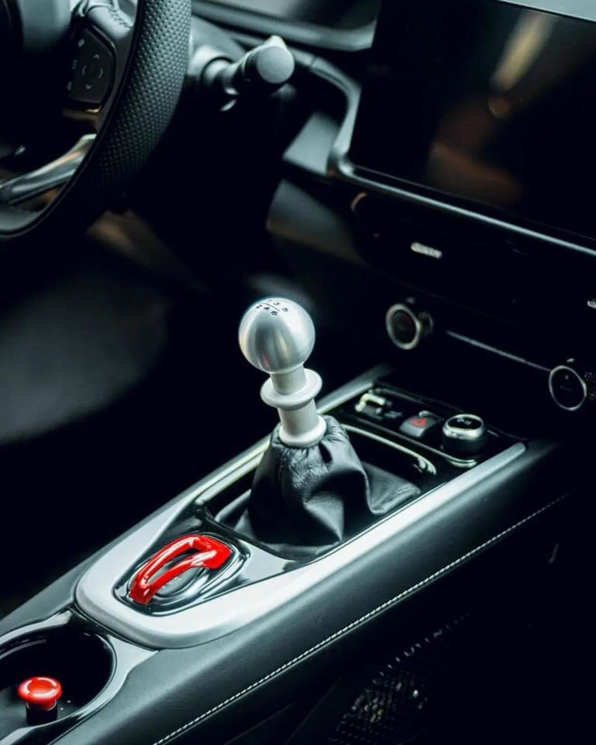 Lotus Emira First Edition in arrivo nel 2022  (16)
