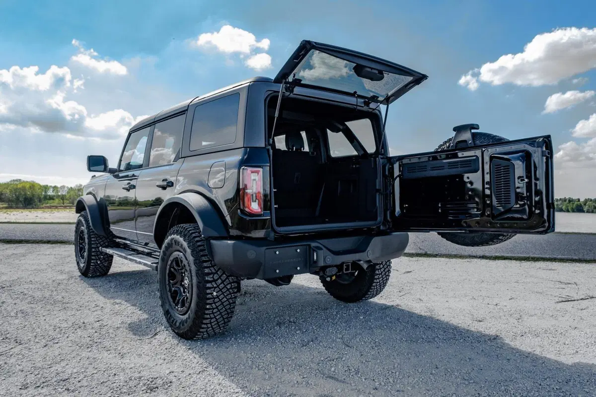 Ford Bronco approda finalmente in Italia (11)