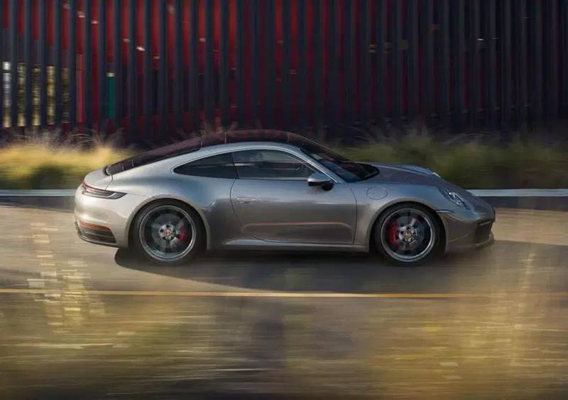Quanto costa una Porsche 911 nuova con la "promo svizzera"? 1.223 euro al mese