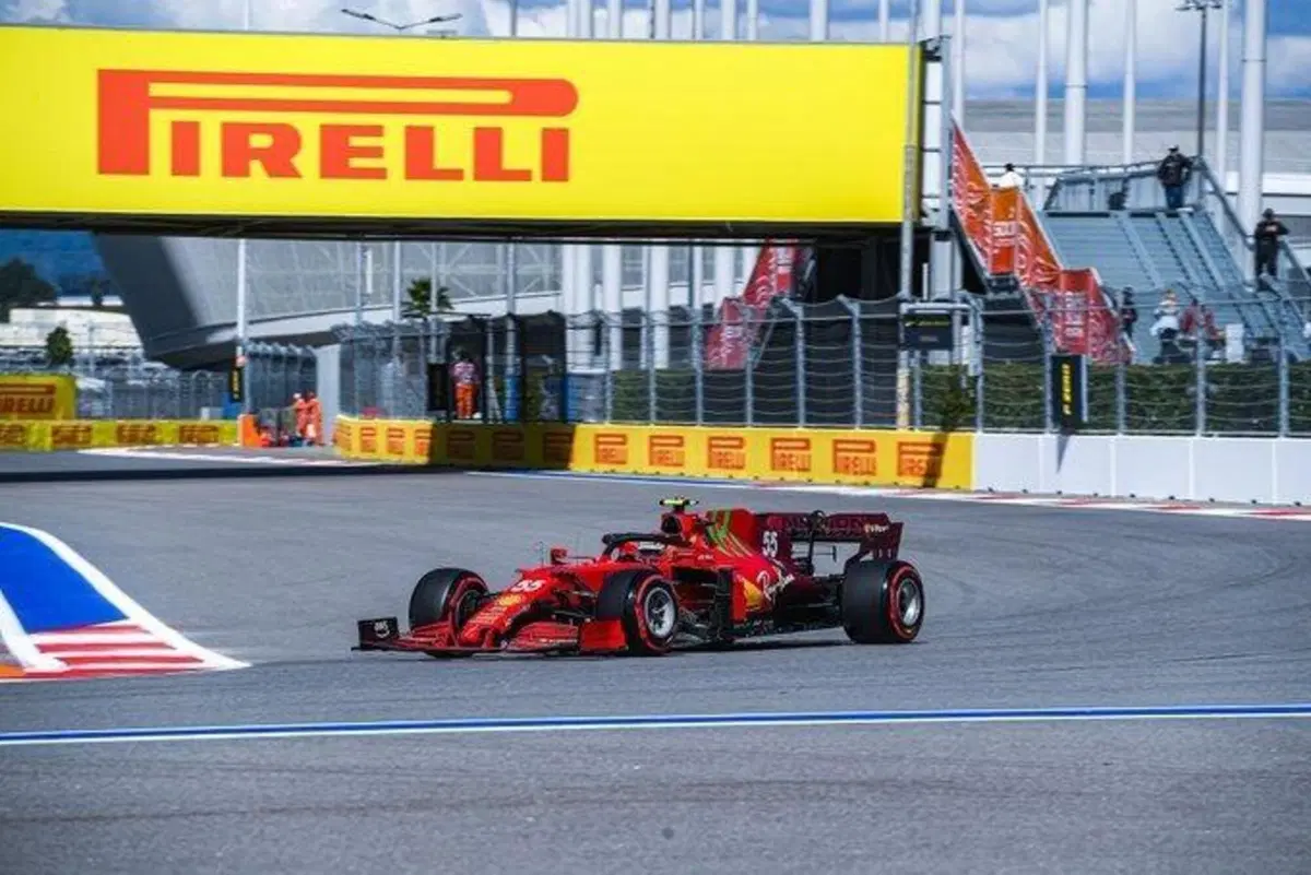 F1, GP Russia 2021:  pole per Norris (11)