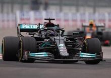 F1, GP Russia 2021: Hamilton approfitta dell'errore di Norris per conquistare la 100° vittoria