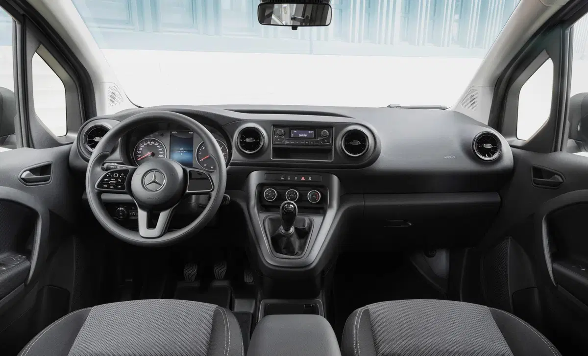 Mercedes-Benz Citan (2021-->>) (16)