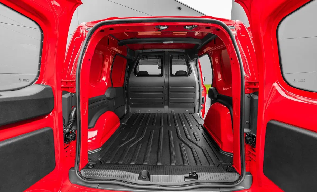 Mercedes-Benz Citan (2021-->>) (17)