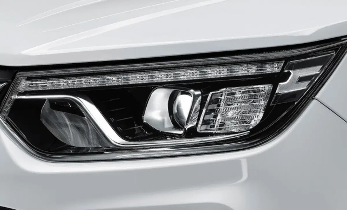 Ssangyong Tivoli 1.6d 2WD I lov It (16)
