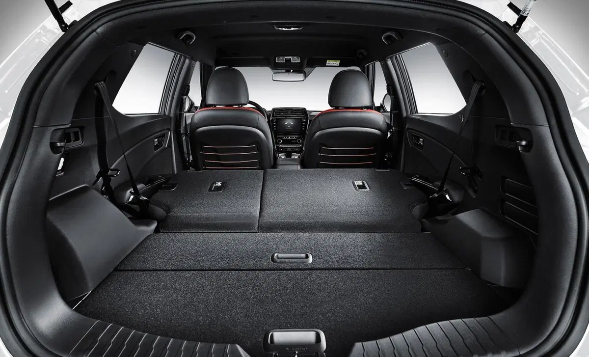 Ssangyong Tivoli 1.6d 2WD I lov It (13)