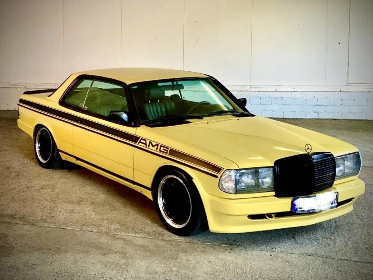 In vendita su Ebay una Mercedes 280CE AMG con kit Zender  (5)