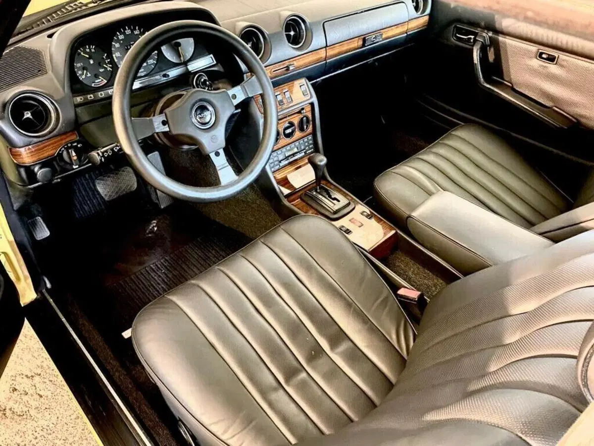 In vendita su Ebay una Mercedes 280CE AMG con kit Zender  (11)