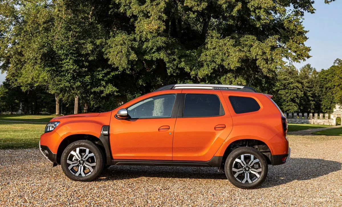 Dacia Duster 1.0 TCe 100 CV 4x2 Techroad (12)