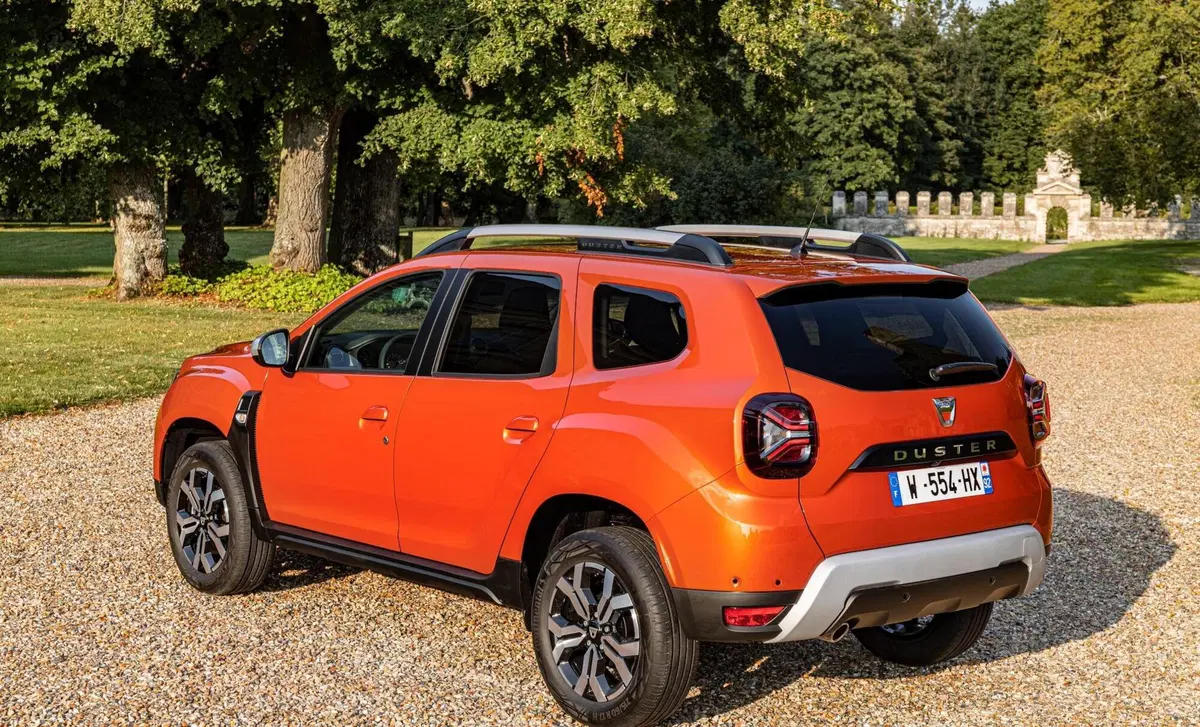 Dacia Duster 1.0 TCe 100 CV 4x2 Techroad (16)