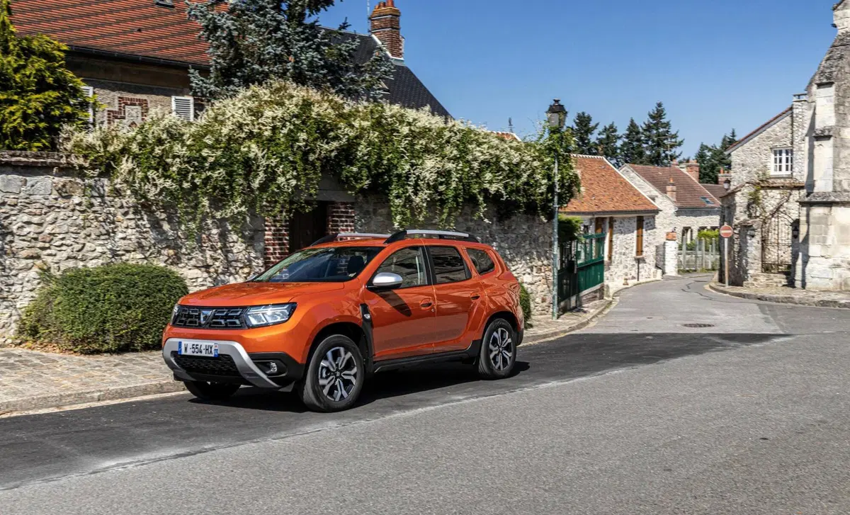 Dacia Duster 1.0 TCe 100 CV 4x2 Techroad (19)