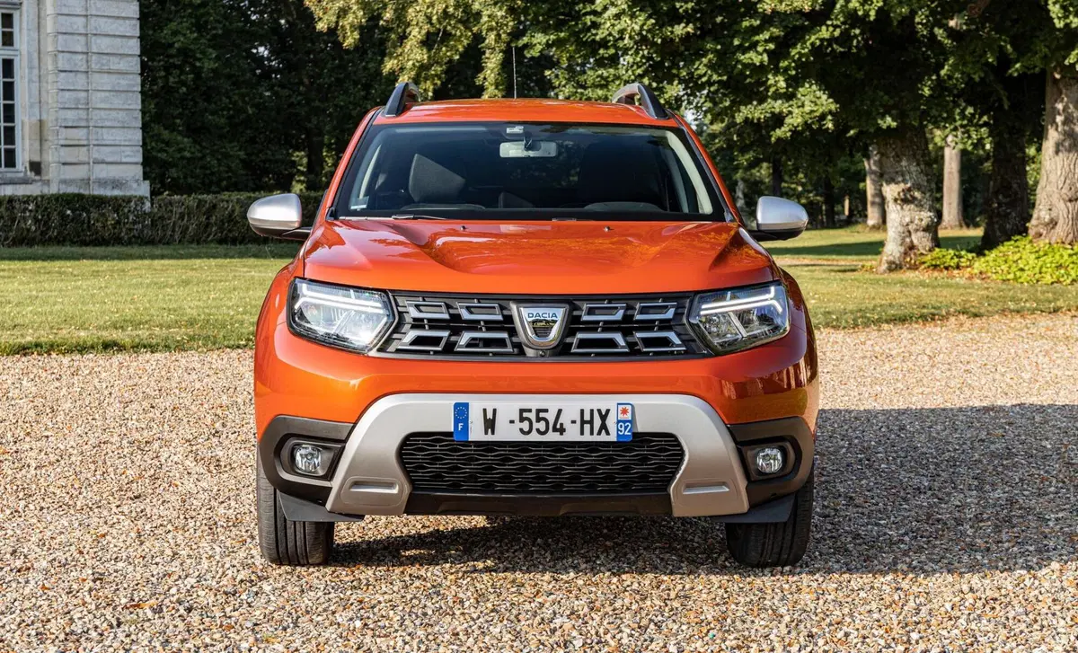 Dacia Duster 1.0 TCe 100 CV 4x2 Techroad (13)
