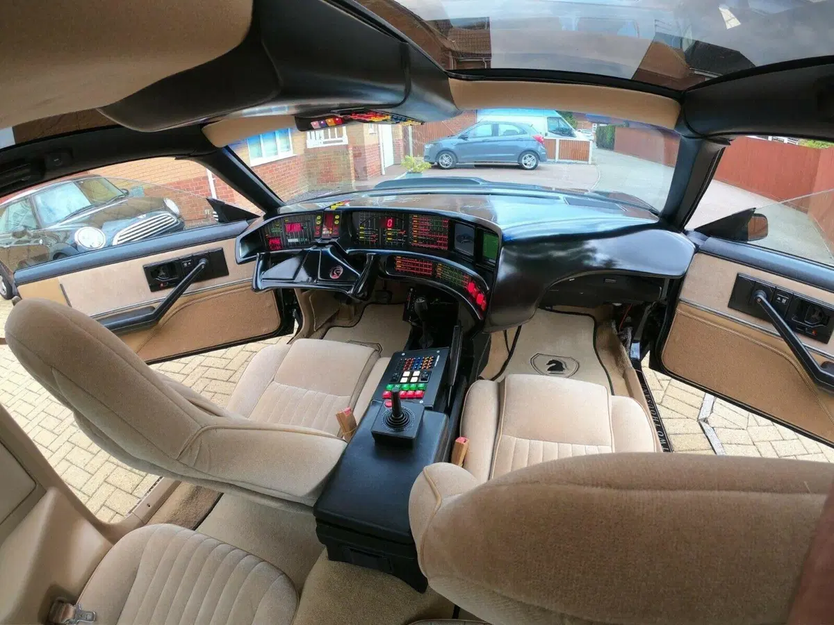 In vendita la Kitt di Supercar  (7)