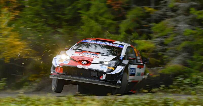 WRC21. Rally Finlandia. Grande, Inaspettato Evans, Toyota