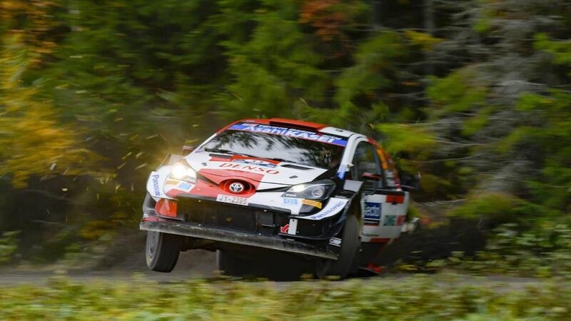 WRC21. Rally Finlandia. Grande, Inaspettato Evans, Toyota