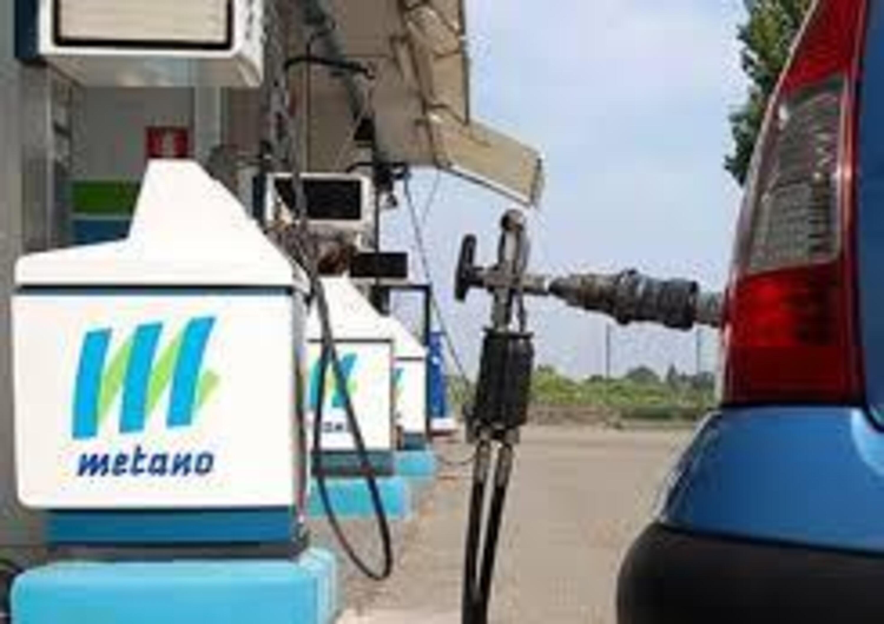 Carburanti, prezzi impazziti: il metano raddoppia!
