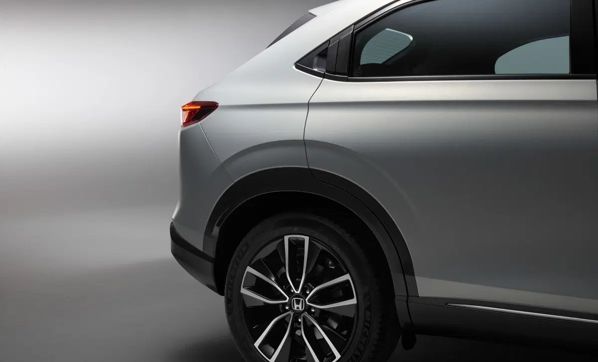Honda HR-V (2021-->>) (19)