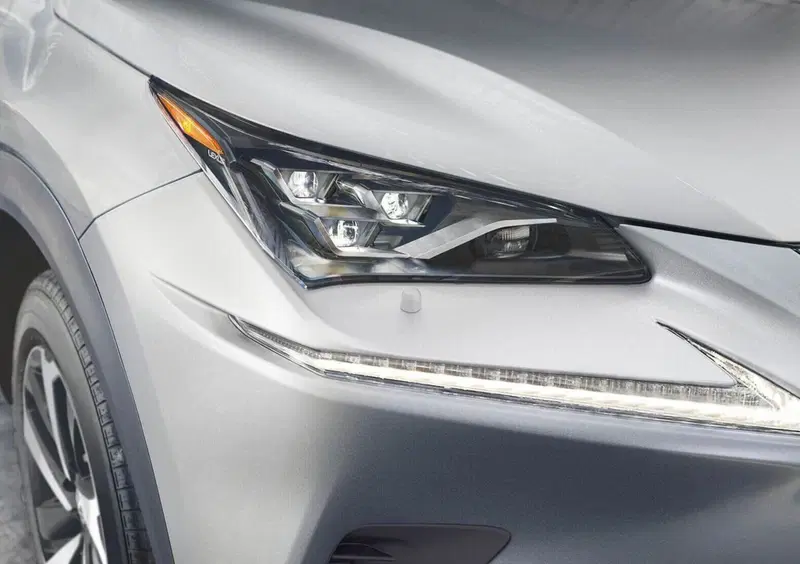 Lexus NX (2021-->>) (12)
