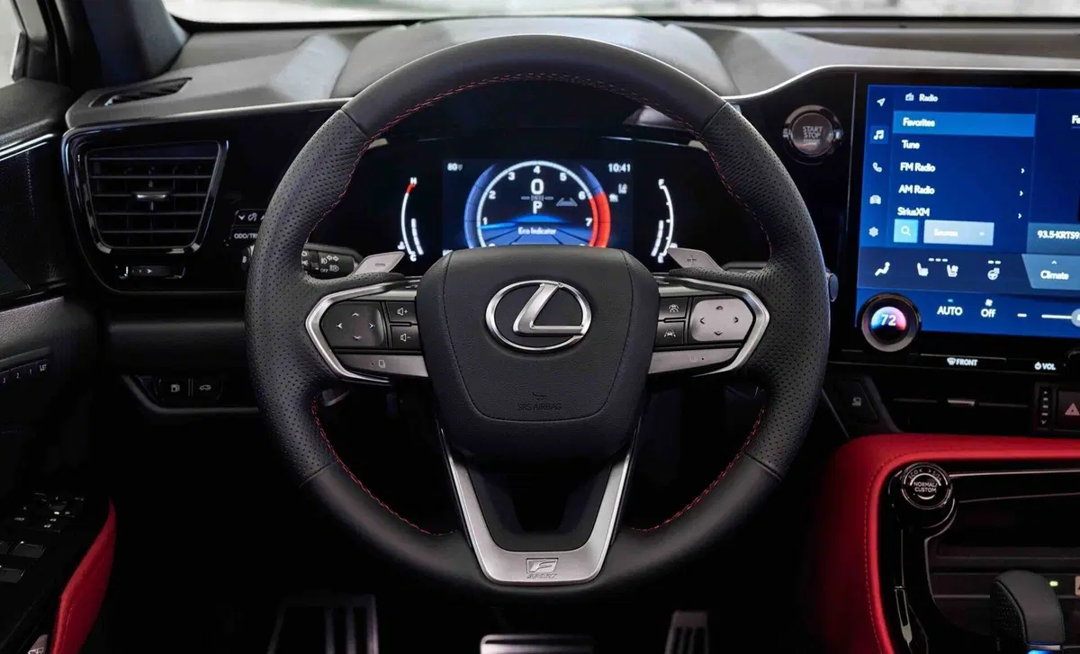 Lexus NX (2021-->>) (13)