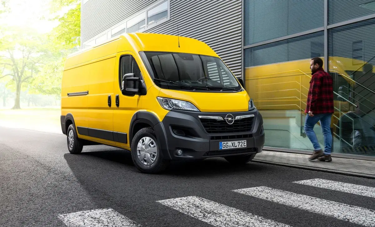 Opel Movano Furgone (2021-->>) (6)