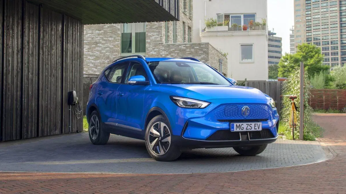 SAIC spinge MG sul mercato BEV europeo: la Marvel R tocca i 200 Km/h e la MG5 costa solo 30K (2)
