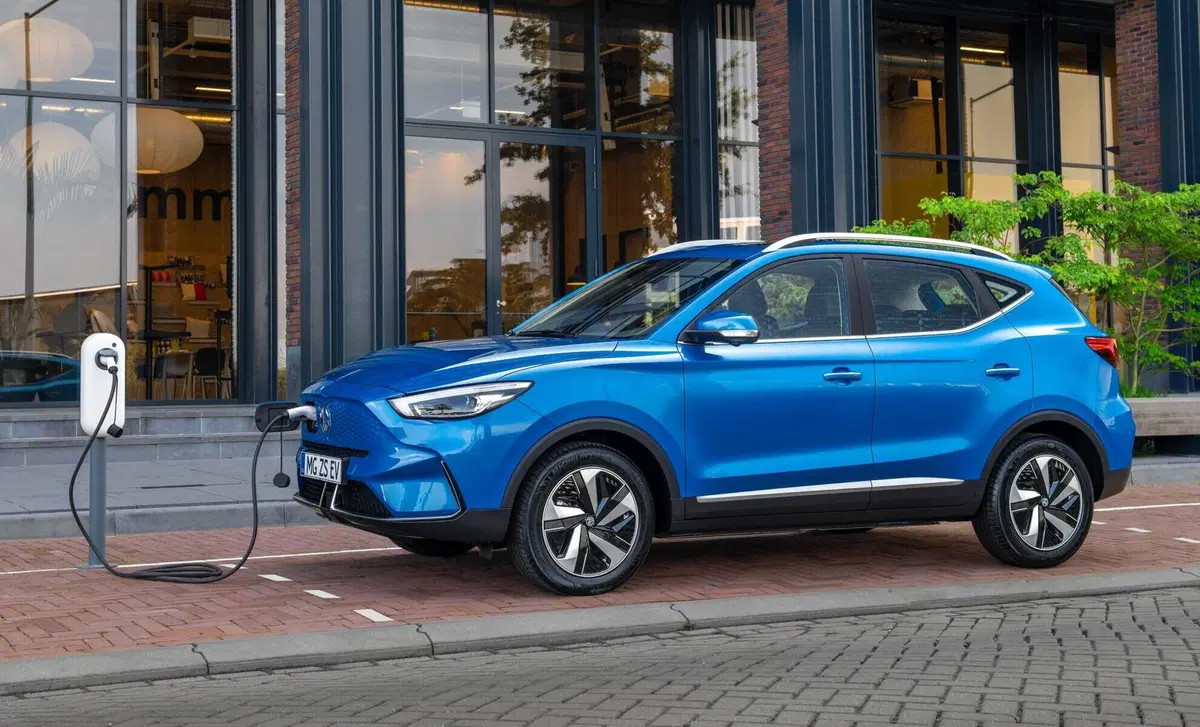 Mg ZS EV (2021-25) (8)
